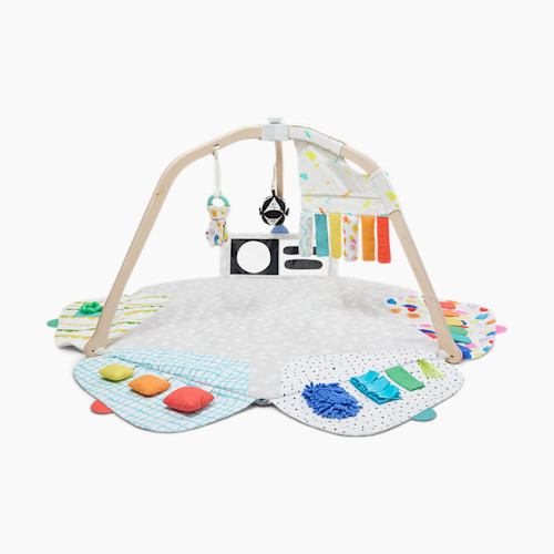 Toys & play.